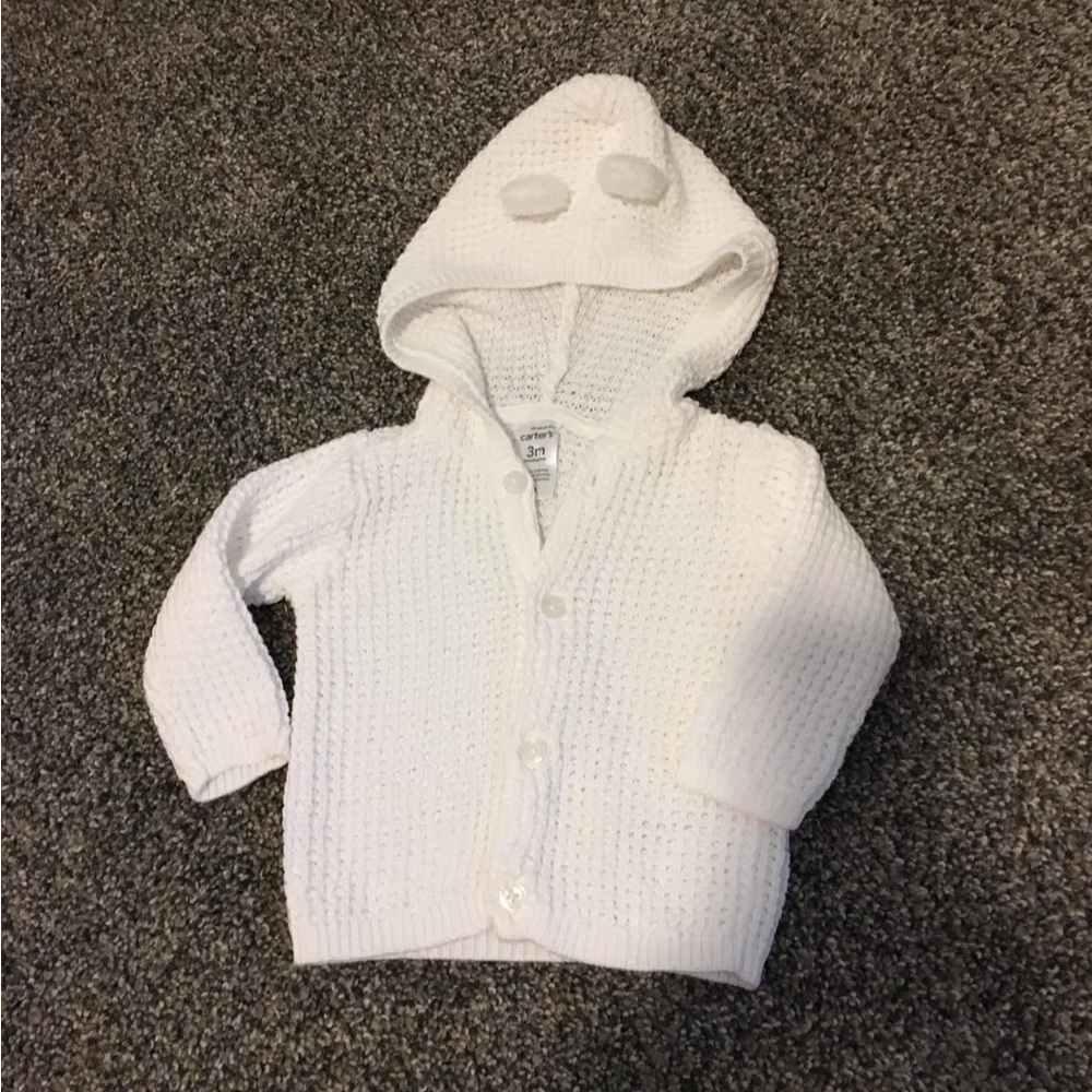 Adorable sweater never worn